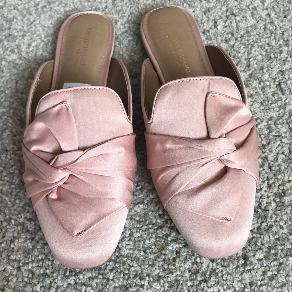 NWT Pale Pink Mules ; smoke free, pet free home